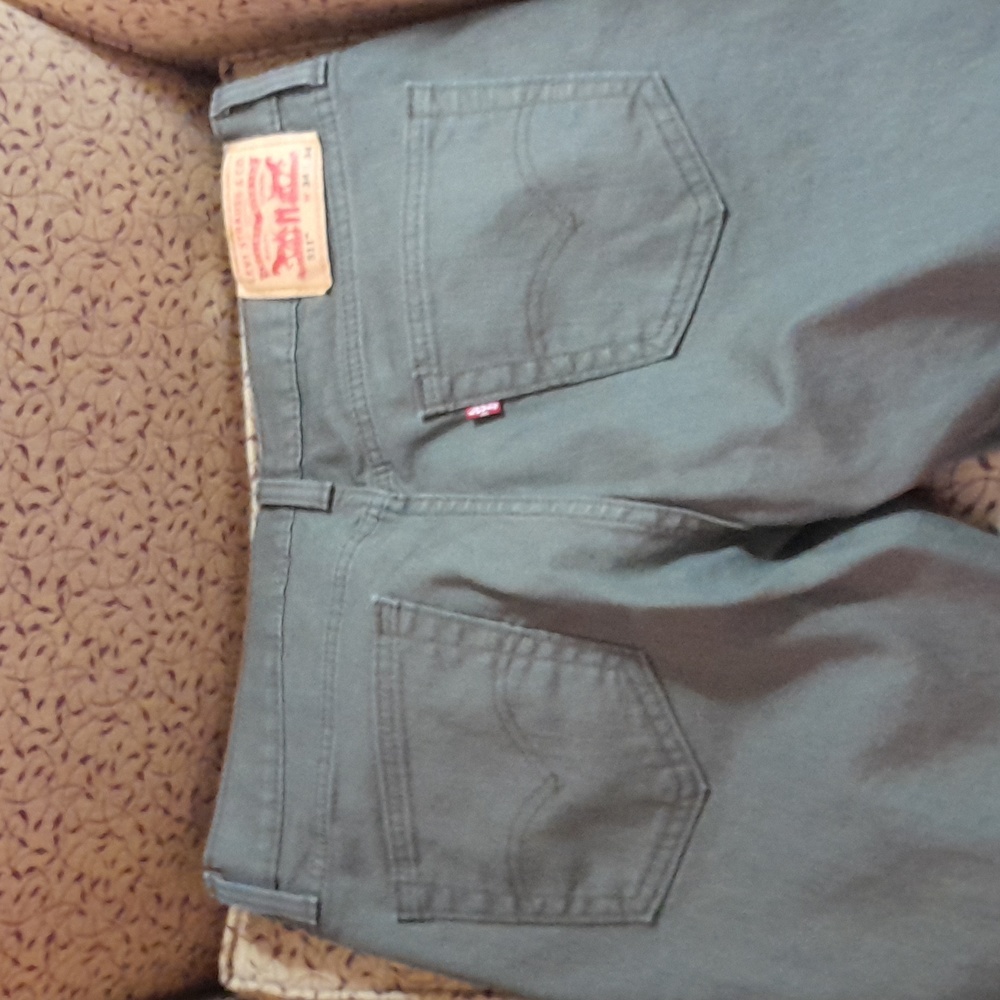 Levis